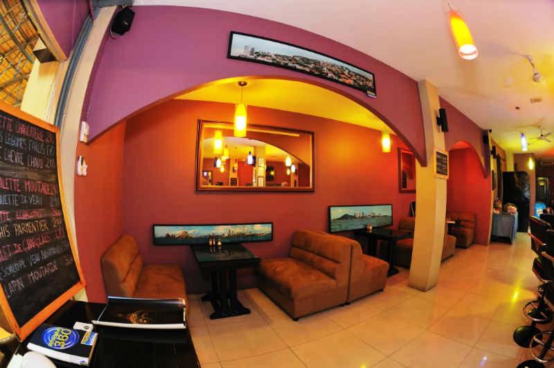 Le Parrots-Inn Jomtien pláž Exteriér fotografie