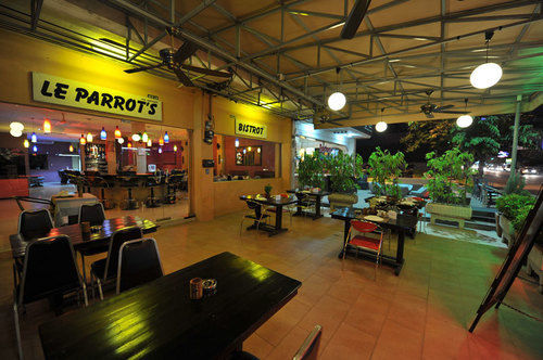 Le Parrots-Inn Jomtien pláž Exteriér fotografie